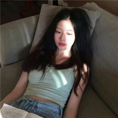 未婚女子
